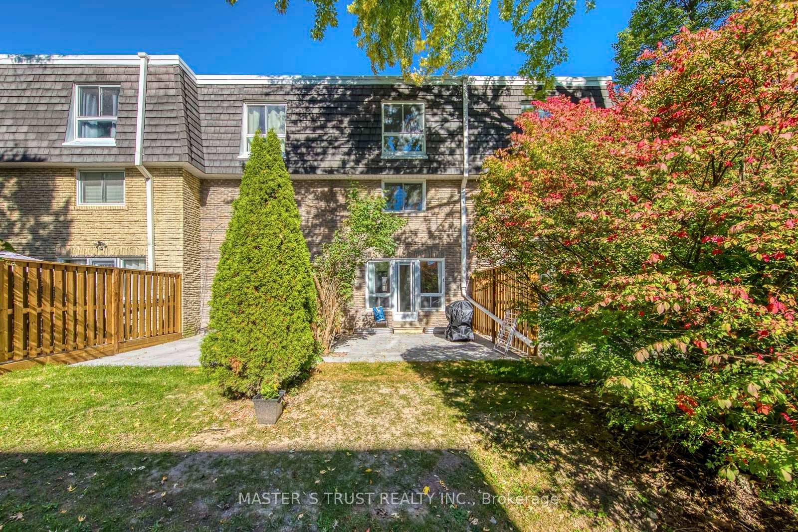 Photo 39 of 44 Tangle Briar Way, North York, Bayview Village — HOMEH