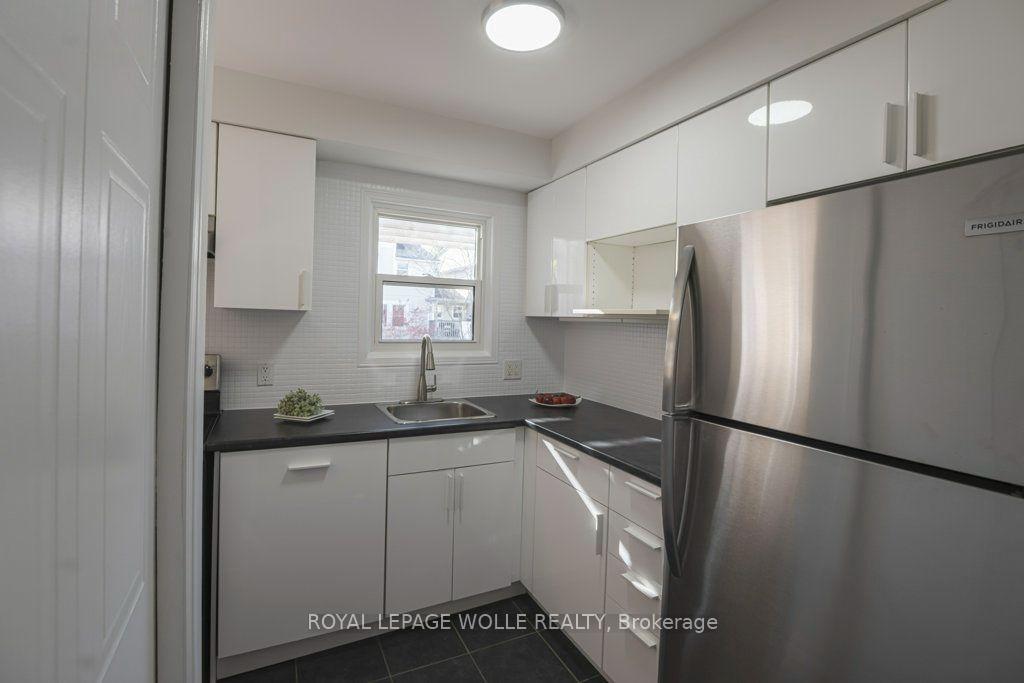 Photo 5 of Unit 52, 461 Beechwood Place, Waterloo, Westvale — HOMEH