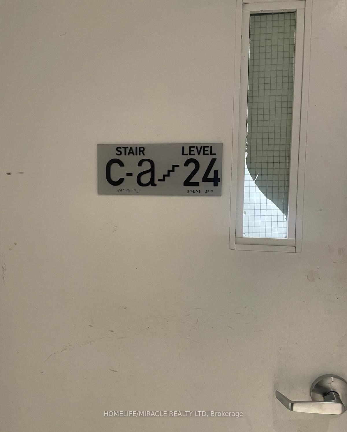 Photo 4 of Unit 2421, 230 Simcoe Street, Toronto, Kensington-Chinatown — HOMEH
