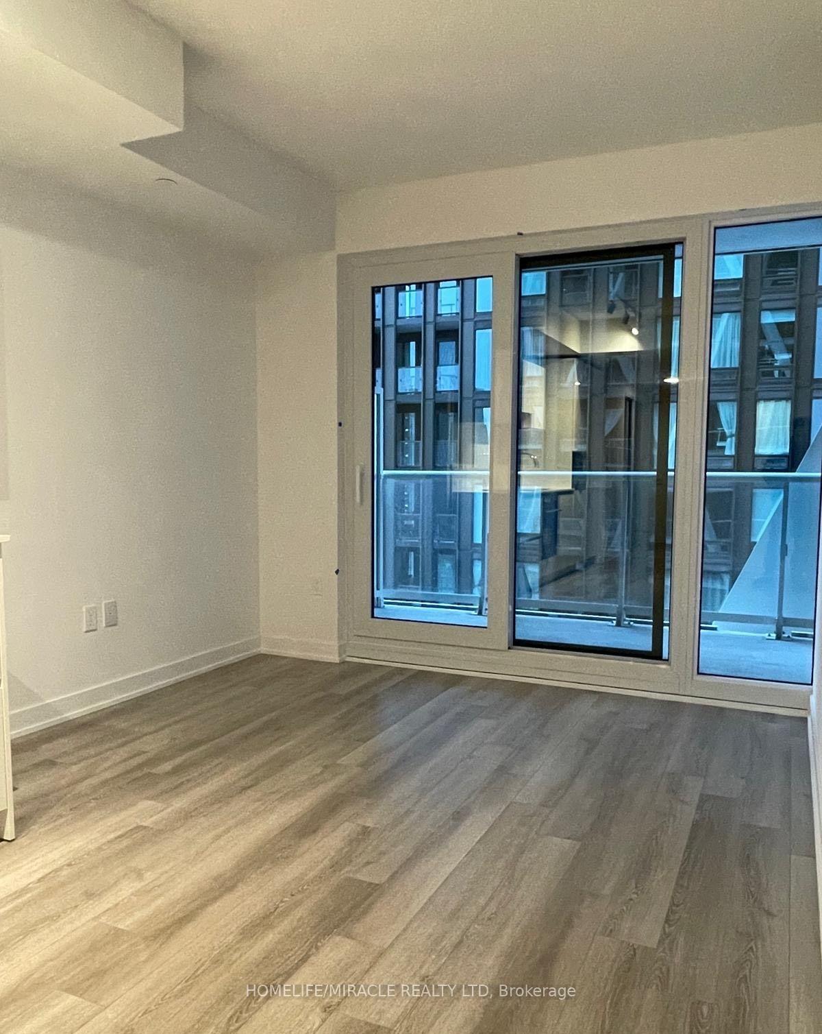 Photo 1 of Unit 2421, 230 Simcoe Street, Toronto, Kensington-Chinatown — HOMEH