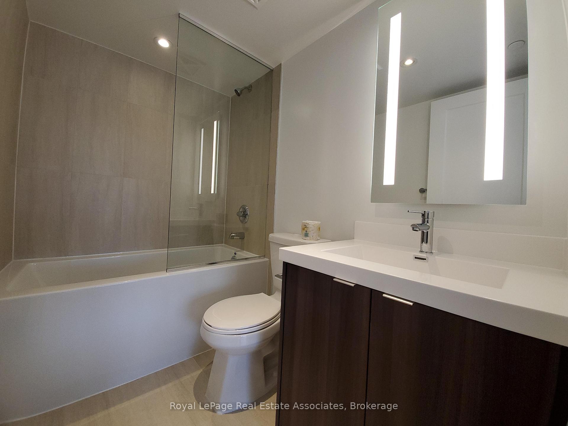 Photo 6 of Unit 335, 5 Mabelle Avenue, Etobicoke, Islington-City Centre West — HOMEH