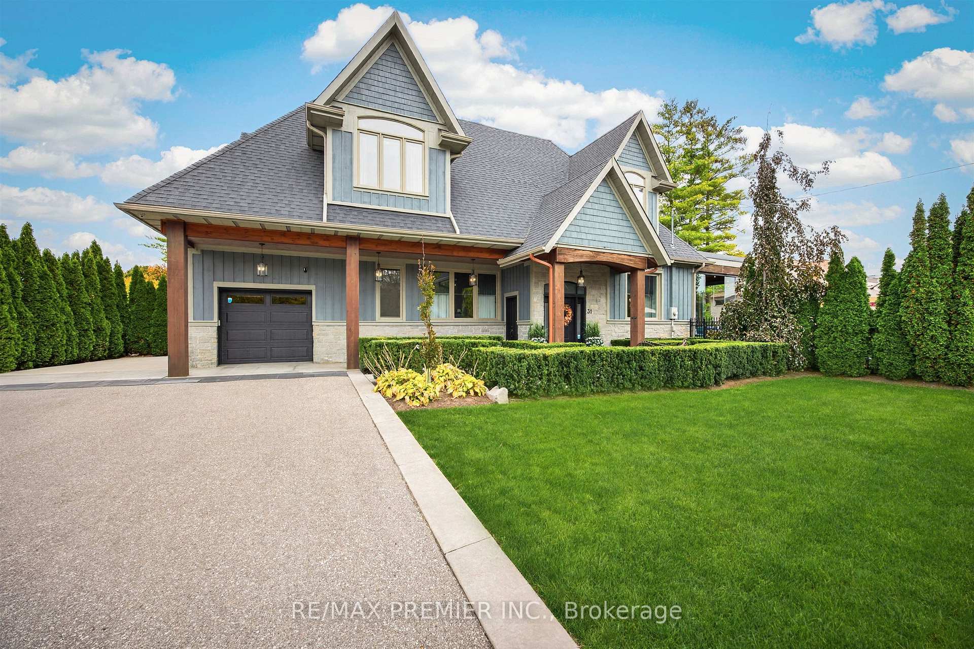 Photo 4 of 31 Malaren Road, Vaughan, Maple — HOMEH