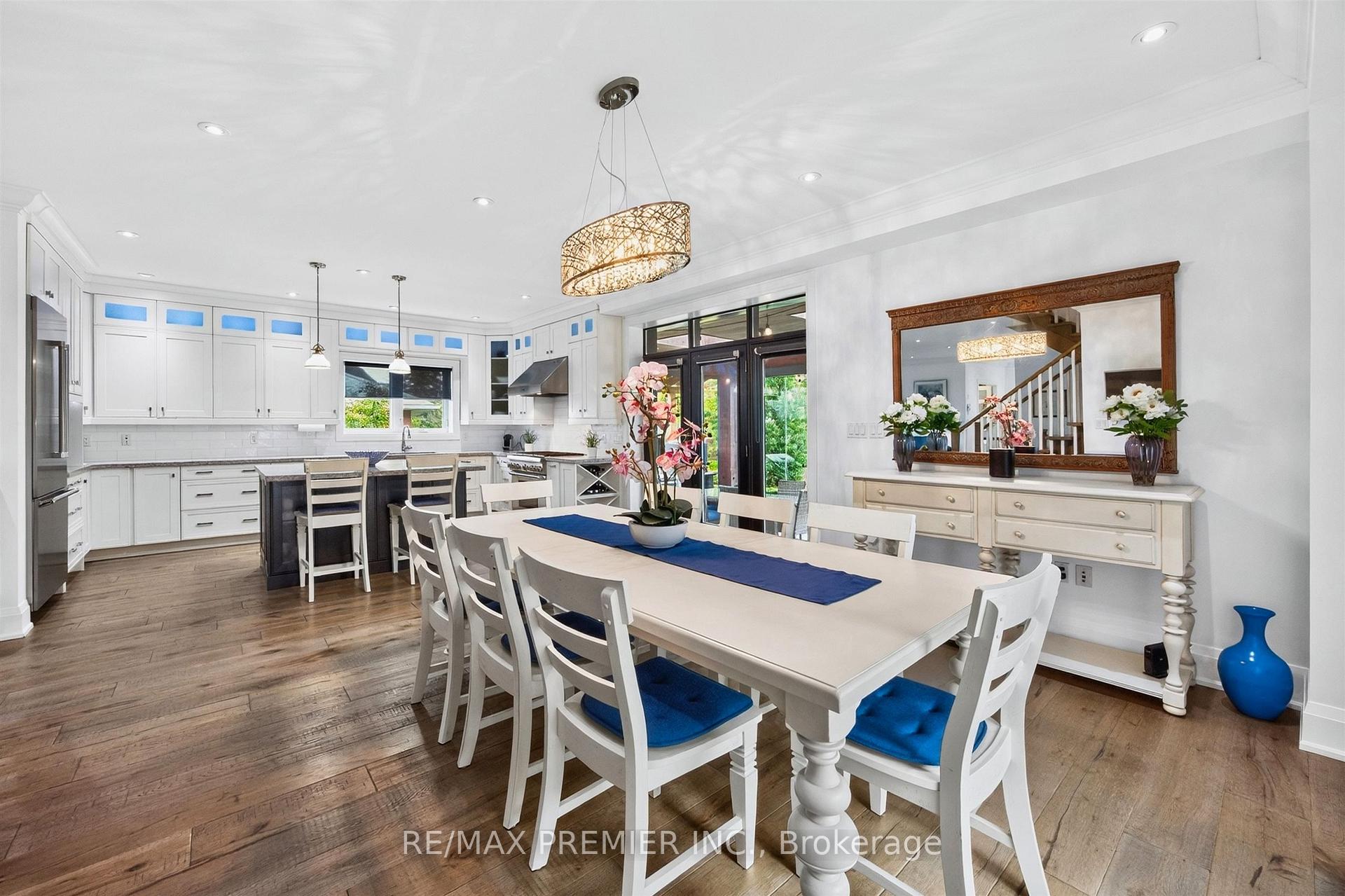 Photo 14 of 31 Malaren Road, Vaughan, Maple — HOMEH