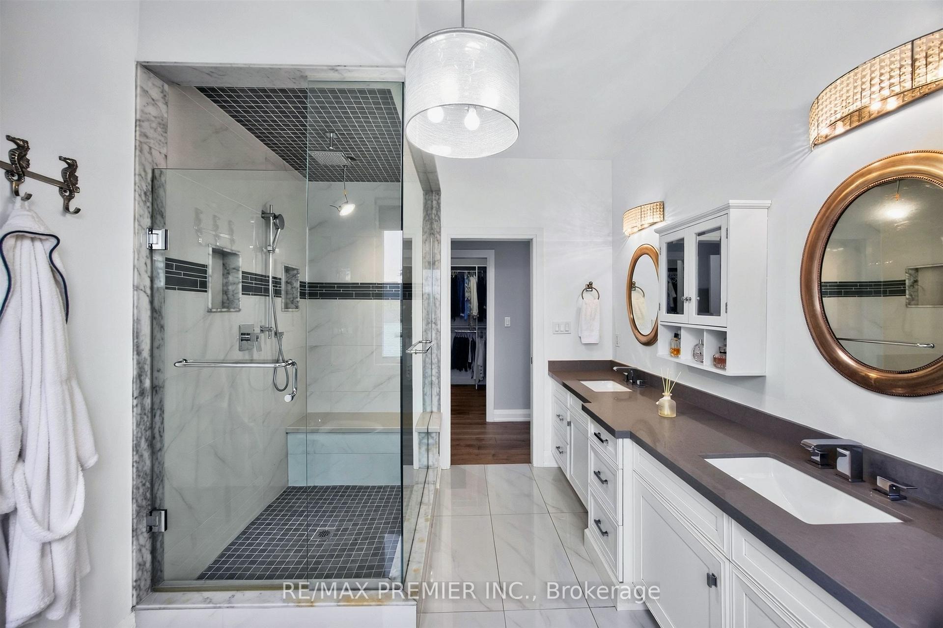 Photo 21 of 31 Malaren Road, Vaughan, Maple — HOMEH