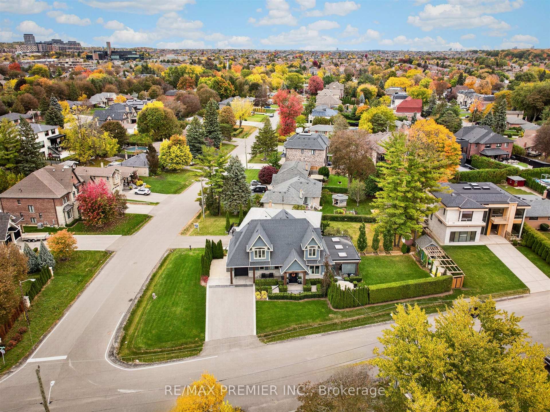 Photo 48 of 31 Malaren Road, Vaughan, Maple — HOMEH