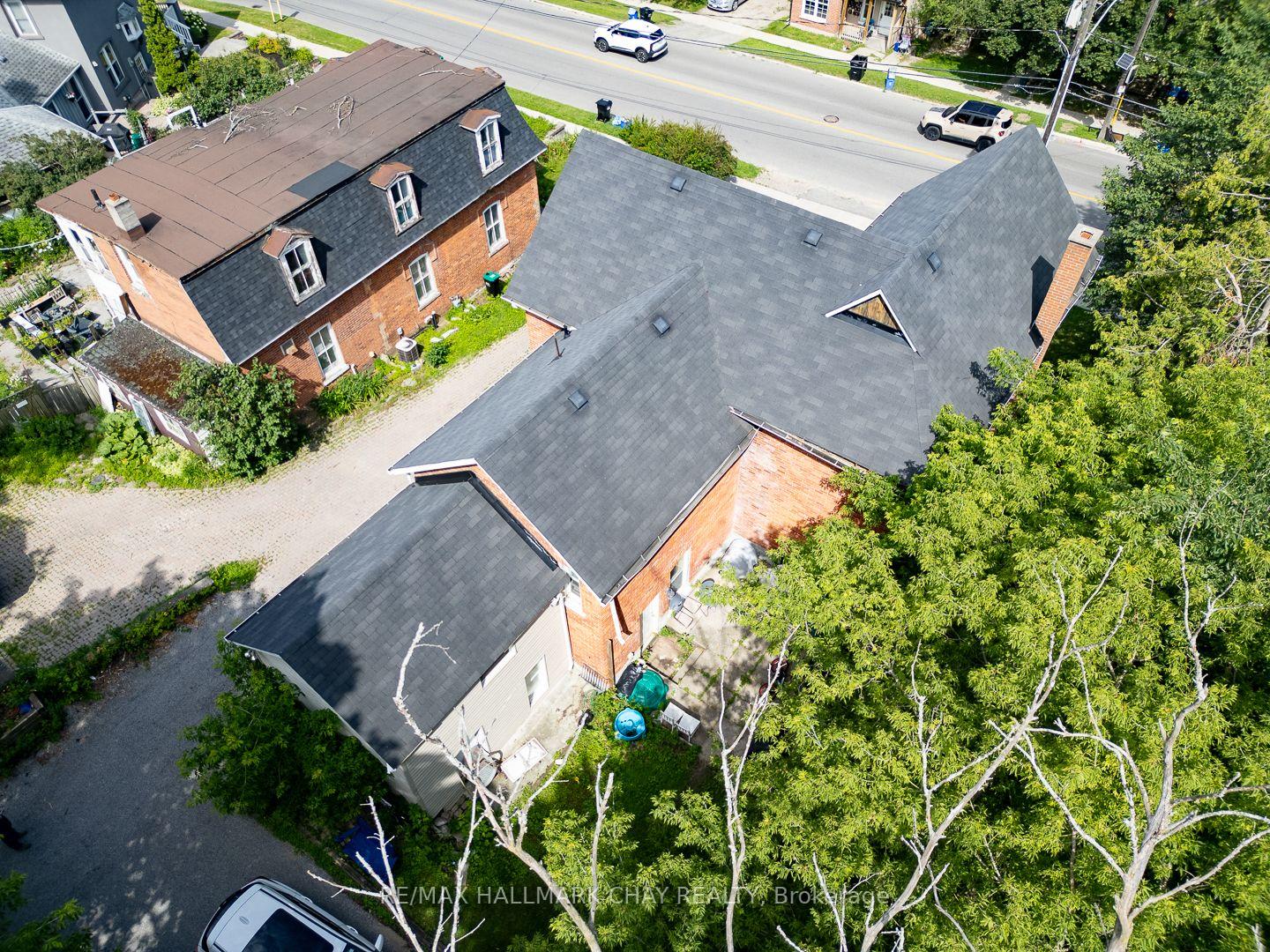 Photo 8 of 9 Penetang Street, Barrie, Codrington — HOMEH