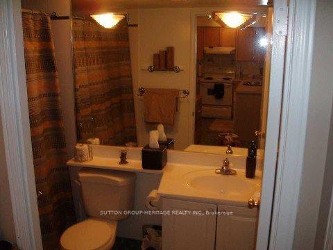 Photo 5 of Unit 201, 109 Front Street, Toronto, Moss Park — HOMEH