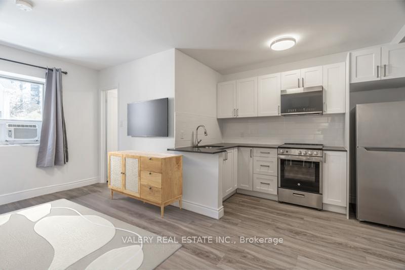 Photo 2 of Unit B8, 608 Church Street, Toronto, Church-Yonge Corridor — HOMEH