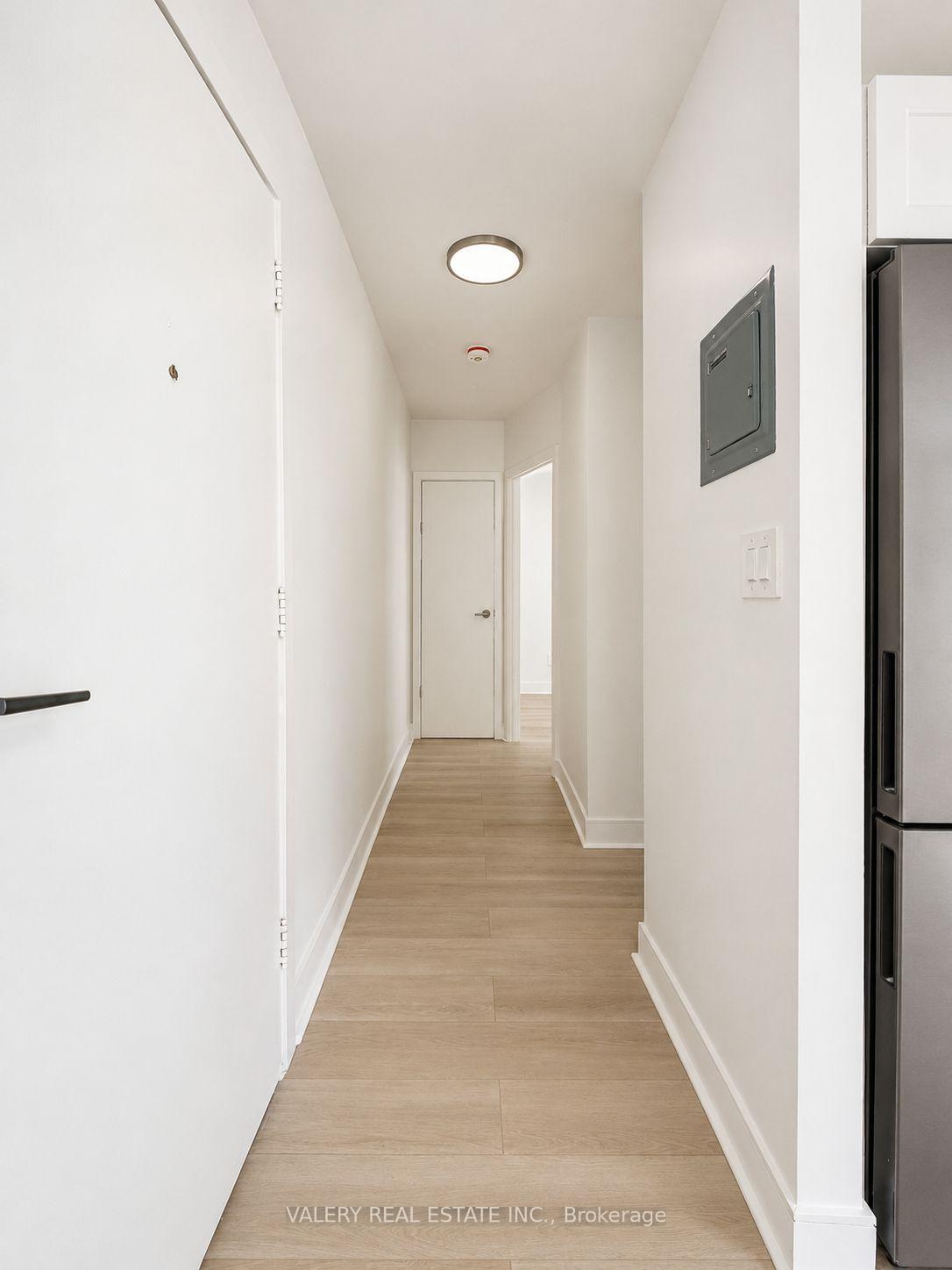 Photo 5 of Unit 303, 391 Sherbourne Street, Toronto, Cabbagetown-South St. James Town — HOMEH