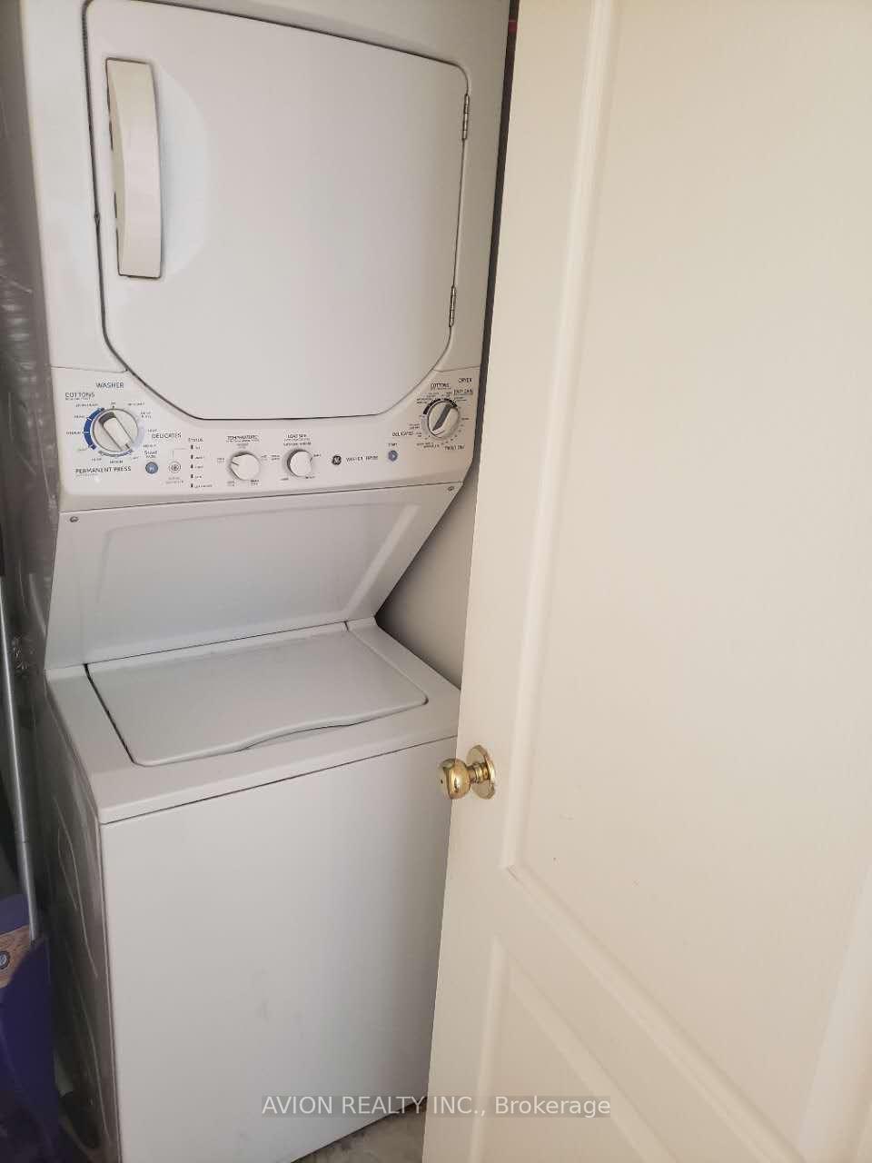 Photo 11 of Unit 515, 5 Rosehill Avenue, Toronto, Rosedale-Moore Park — HOMEH