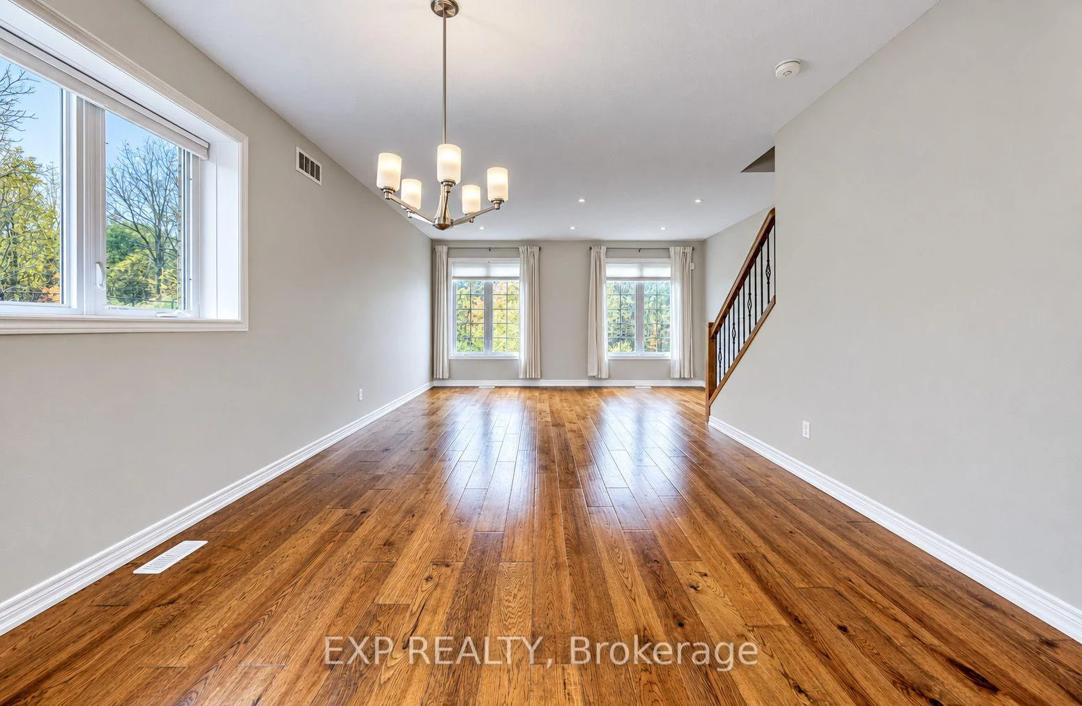 Photo 4 of Unit 12, 30 Balmoral Street, Brant, Paris — HOMEH