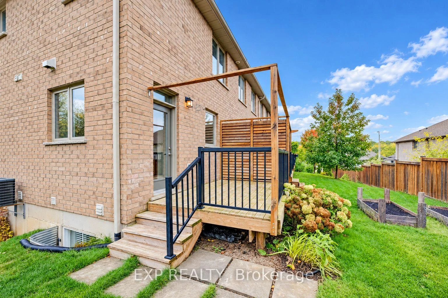 Photo 20 of Unit 12, 30 Balmoral Street, Brant, Paris — HOMEH
