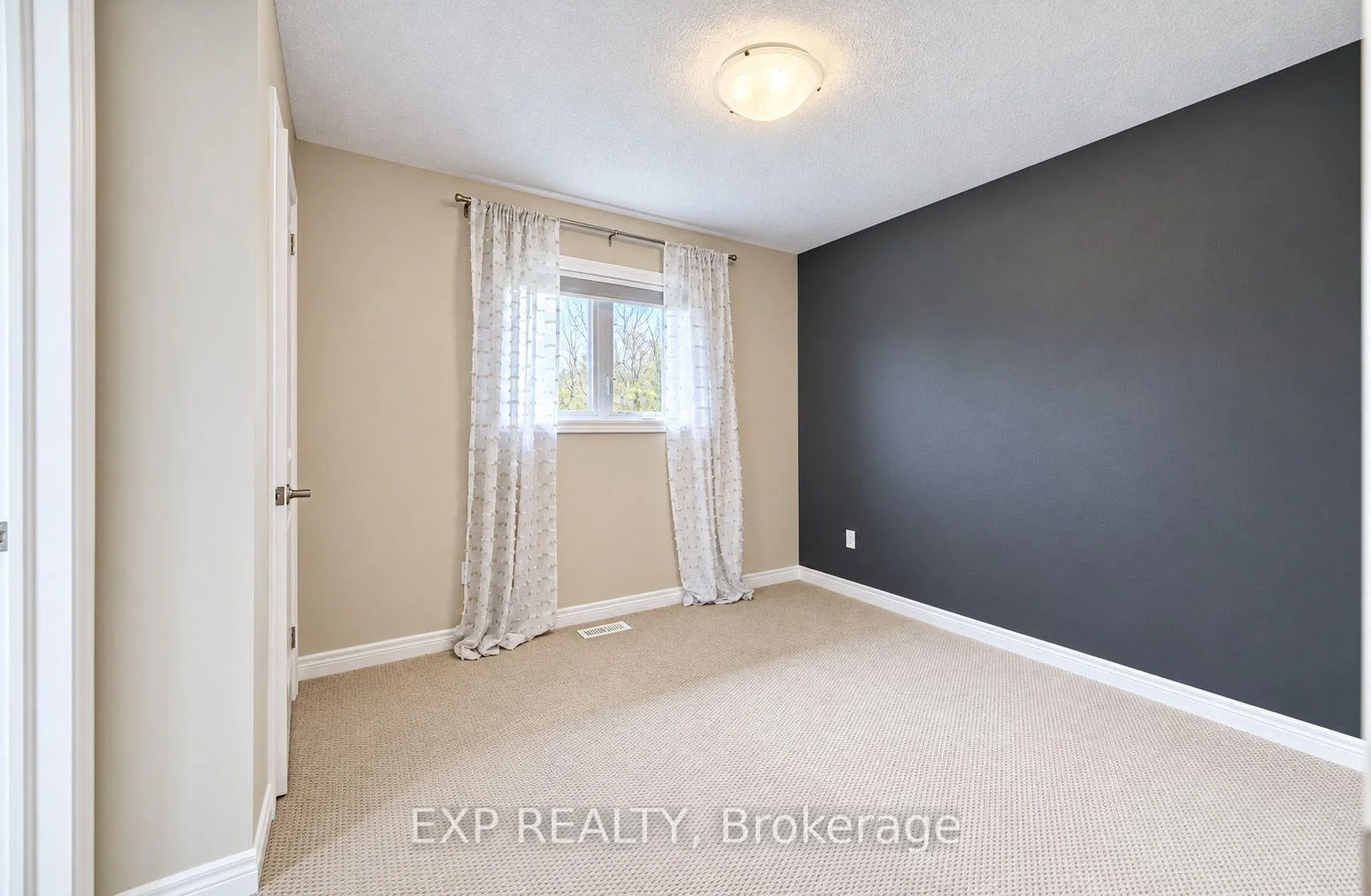 Photo 34 of Unit 12, 30 Balmoral Street, Brant, Paris — HOMEH