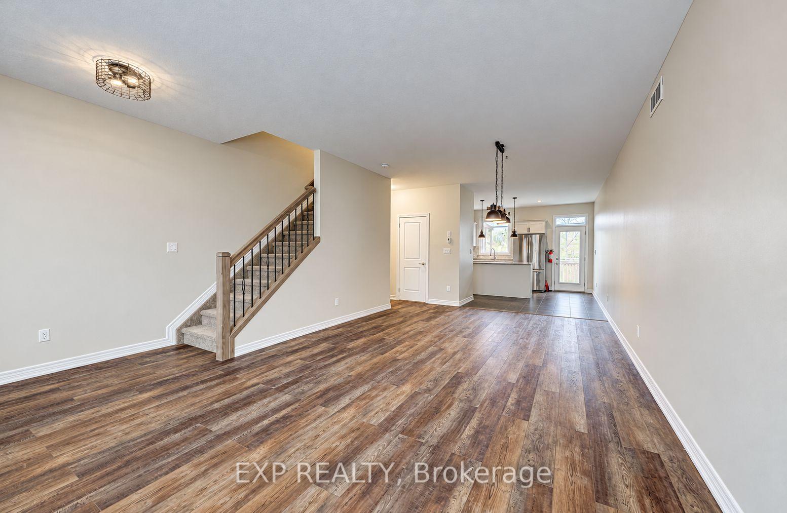 Photo 2 of Unit 11, 30 Balmoral Street, Brant, Paris — HOMEH