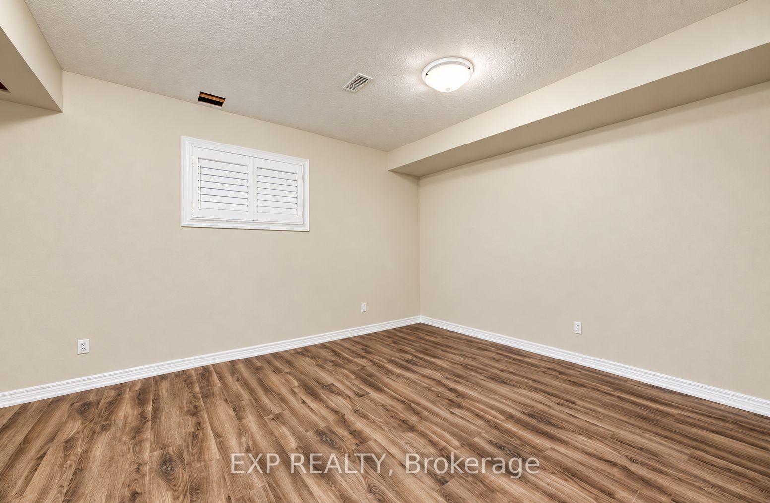 Photo 21 of Unit 11, 30 Balmoral Street, Brant, Paris — HOMEH
