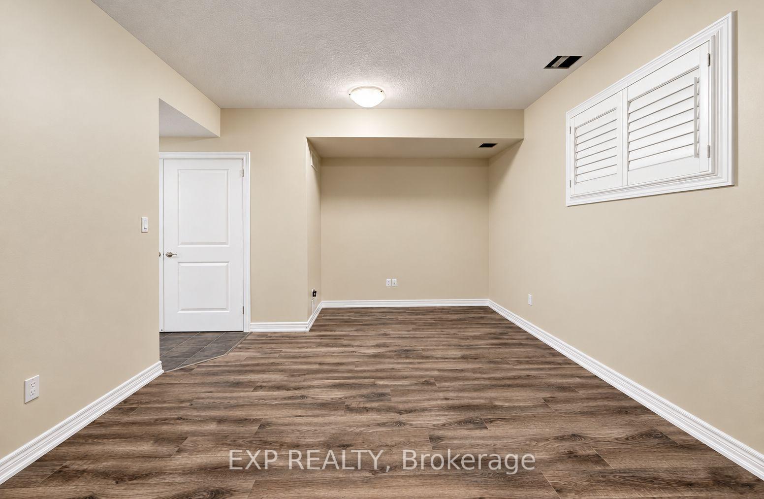 Photo 6 of Unit 11, 30 Balmoral Street, Brant, Paris — HOMEH