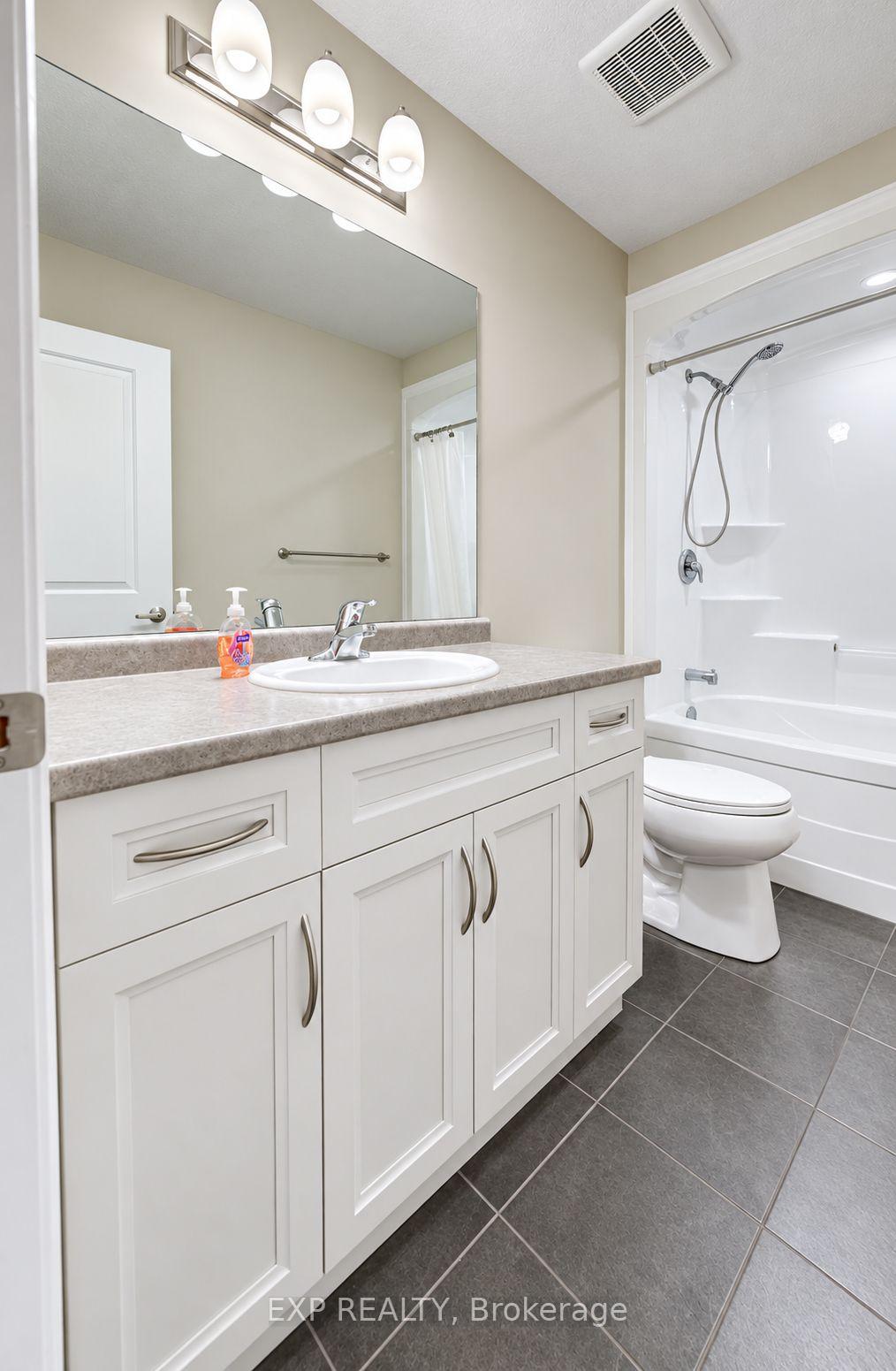 Photo 26 of Unit 11, 30 Balmoral Street, Brant, Paris — HOMEH