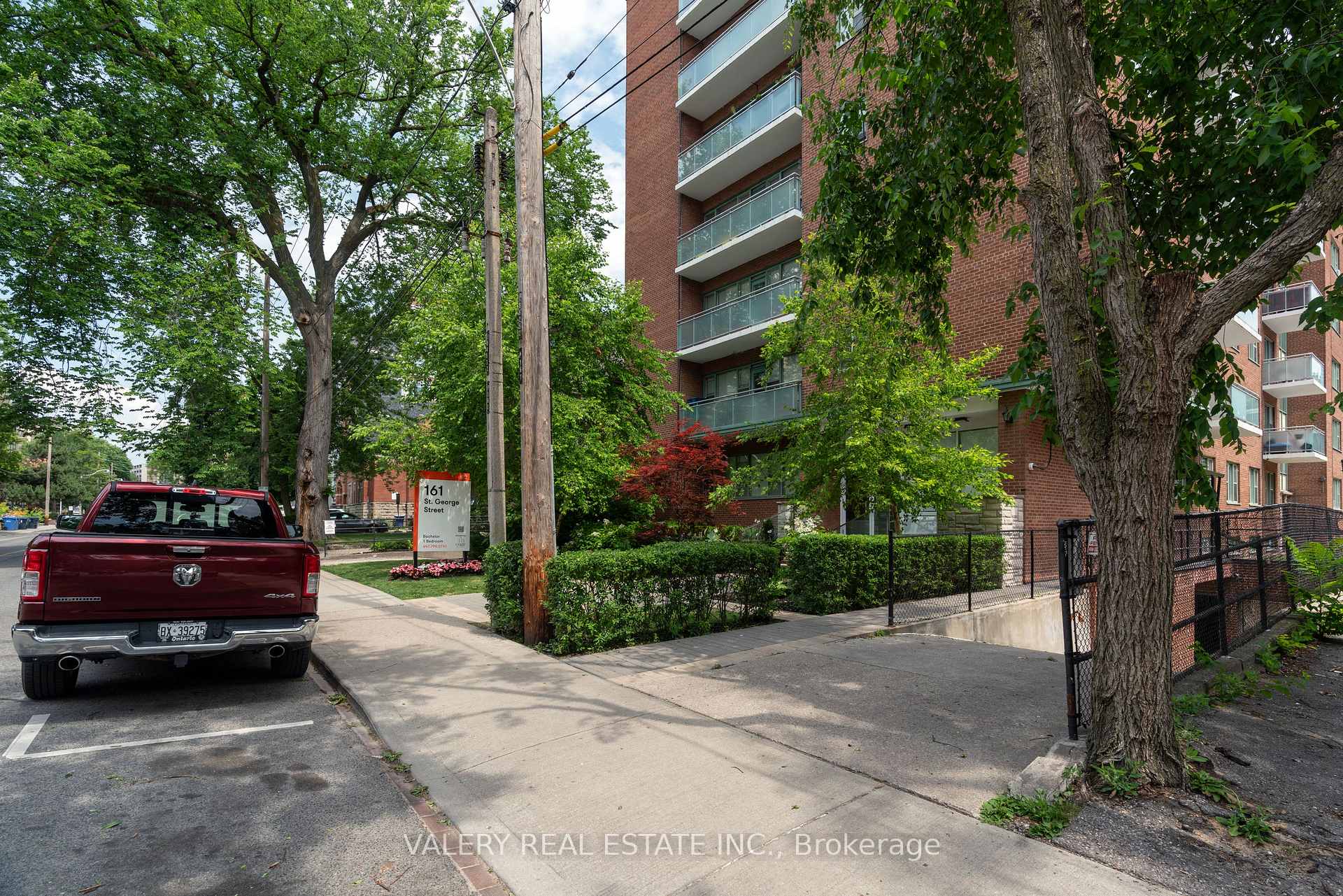 Photo 1 of Unit 403, 161 St. George Street, Toronto, The Annex — HOMEH