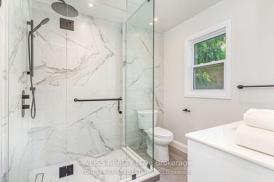 Photo 12 of 65 Prince Charles Drive, Toronto, Englemount-Lawrence — HOMEH