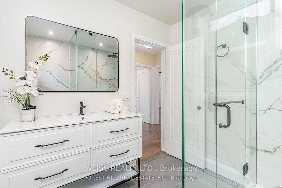 Photo 13 of 65 Prince Charles Drive, Toronto, Englemount-Lawrence — HOMEH