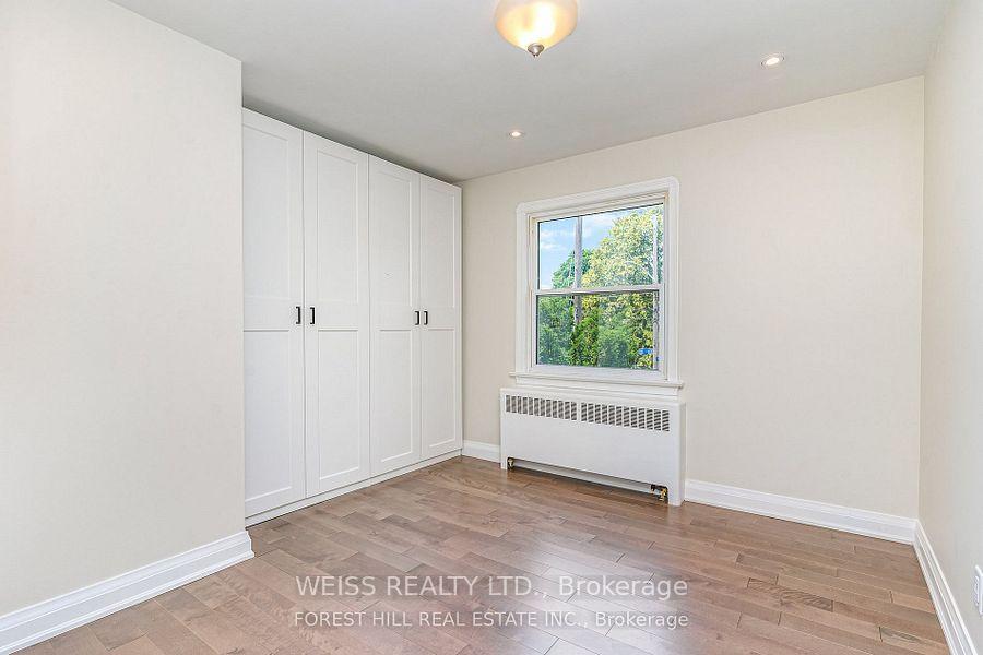 Photo 17 of 65 Prince Charles Drive, Toronto, Englemount-Lawrence — HOMEH