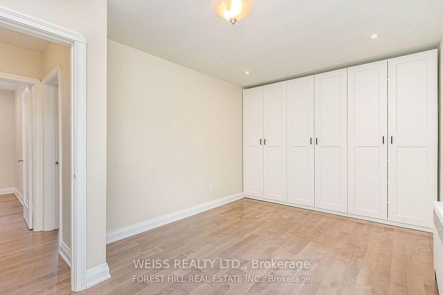 Photo 21 of 65 Prince Charles Drive, Toronto, Englemount-Lawrence — HOMEH