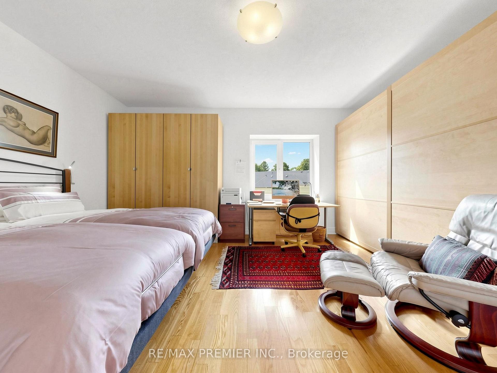 Photo 30 of Unit #301, 30 Anglesey Boulevard, Etobicoke, Edenbridge-Humber Valley — HOMEH