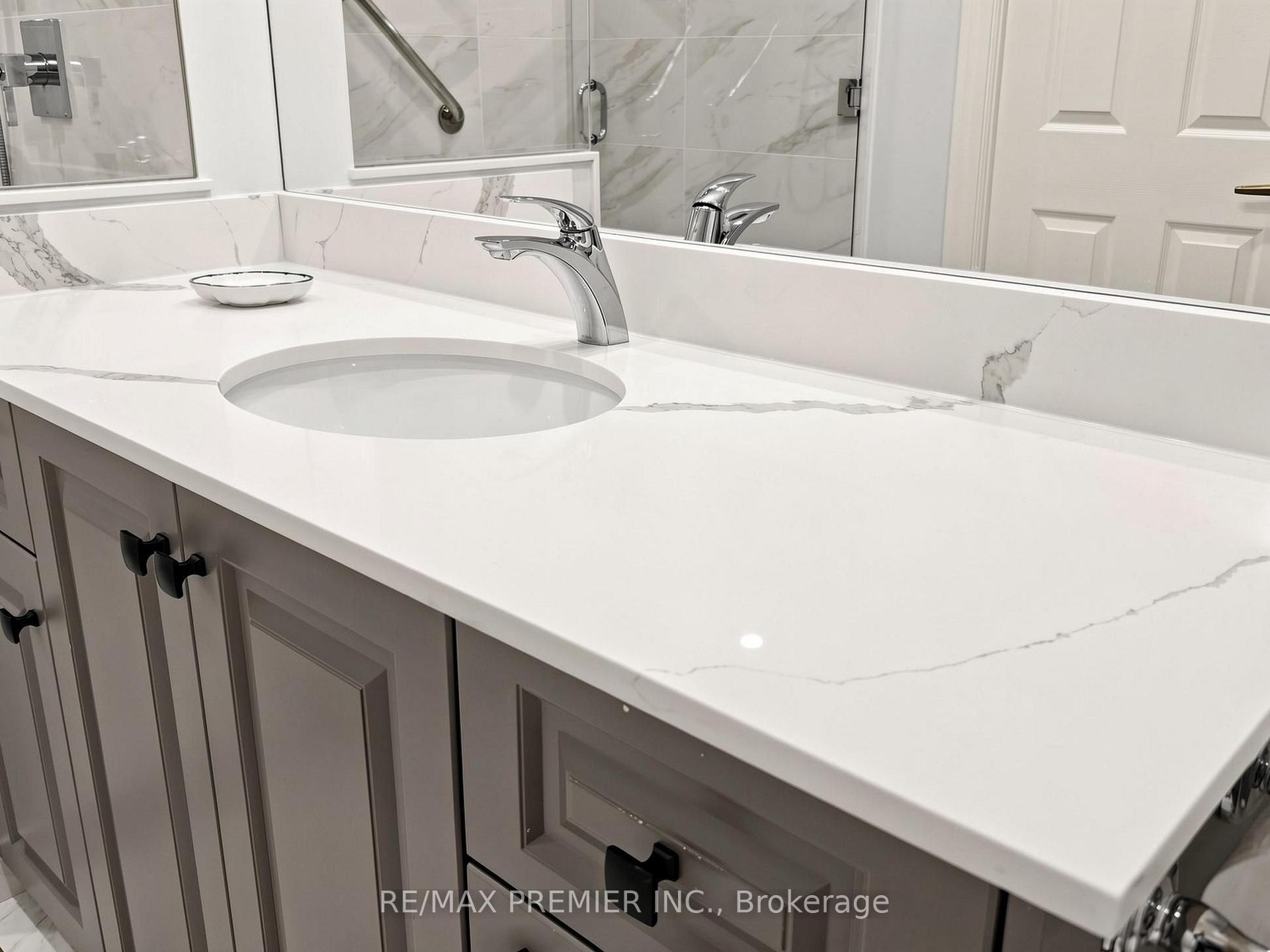 Photo 34 of Unit #301, 30 Anglesey Boulevard, Etobicoke, Edenbridge-Humber Valley — HOMEH