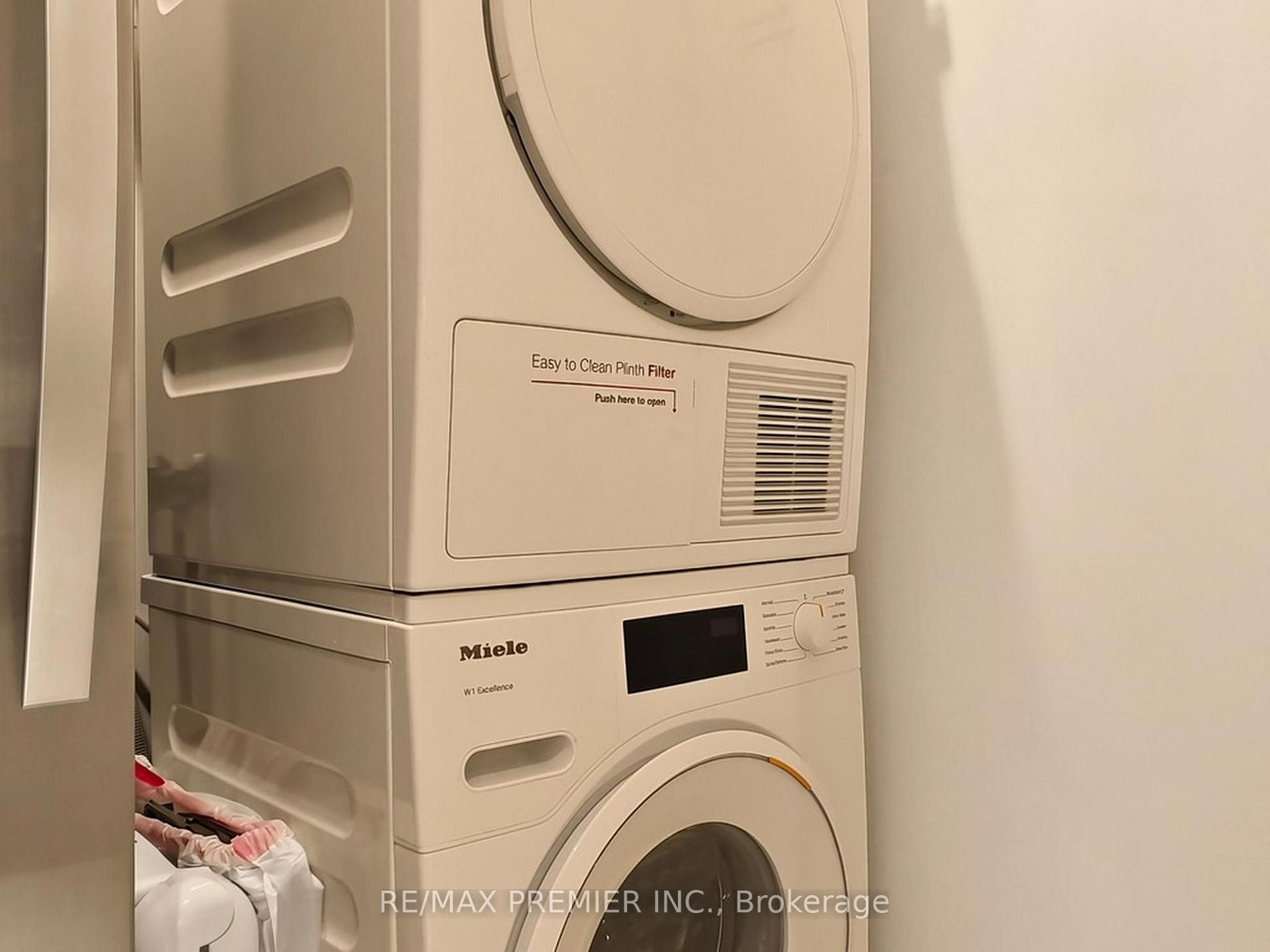 Photo 37 of Unit #301, 30 Anglesey Boulevard, Etobicoke, Edenbridge-Humber Valley — HOMEH