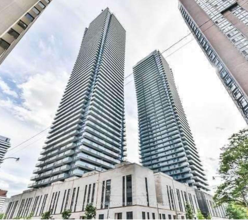 Photo of Unit 2810, 65 St Mary Street N