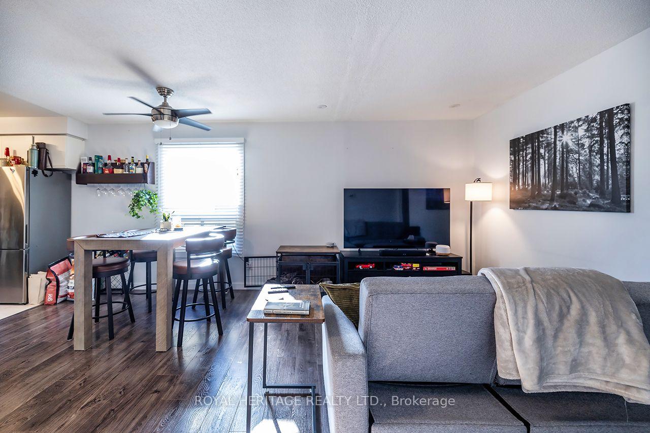 Photo 6 of 26 Hartsfield Drive, Clarington, Courtice — HOMEH