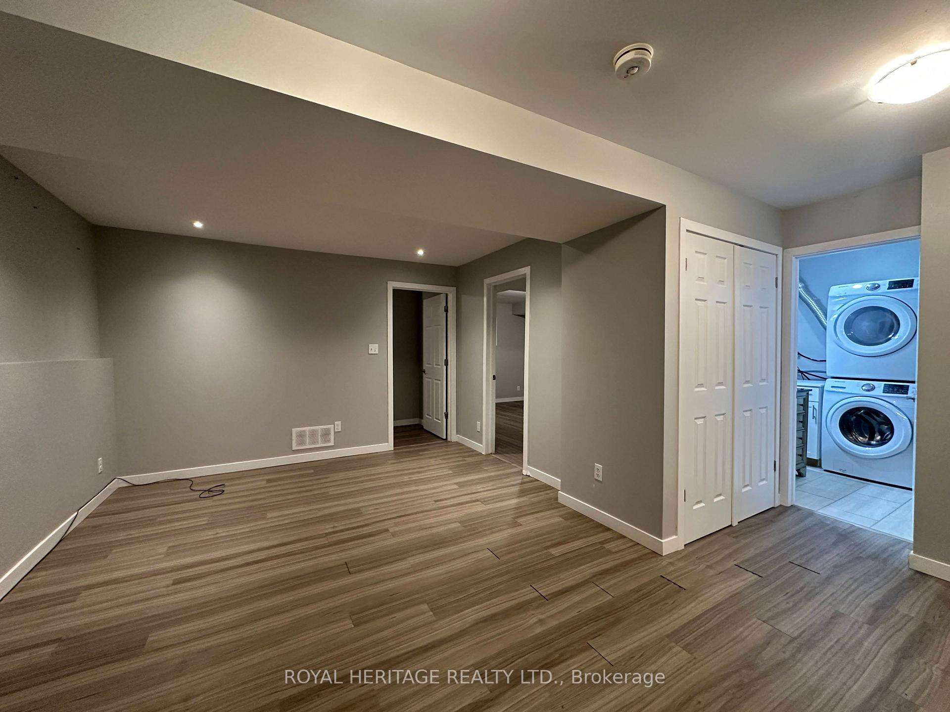Photo 17 of 26 Hartsfield Drive, Clarington, Courtice — HOMEH