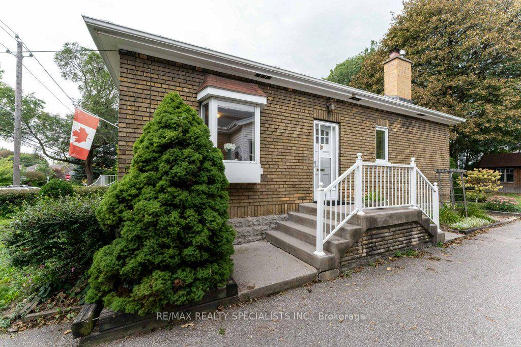 Front of 58 Franklin Avenue