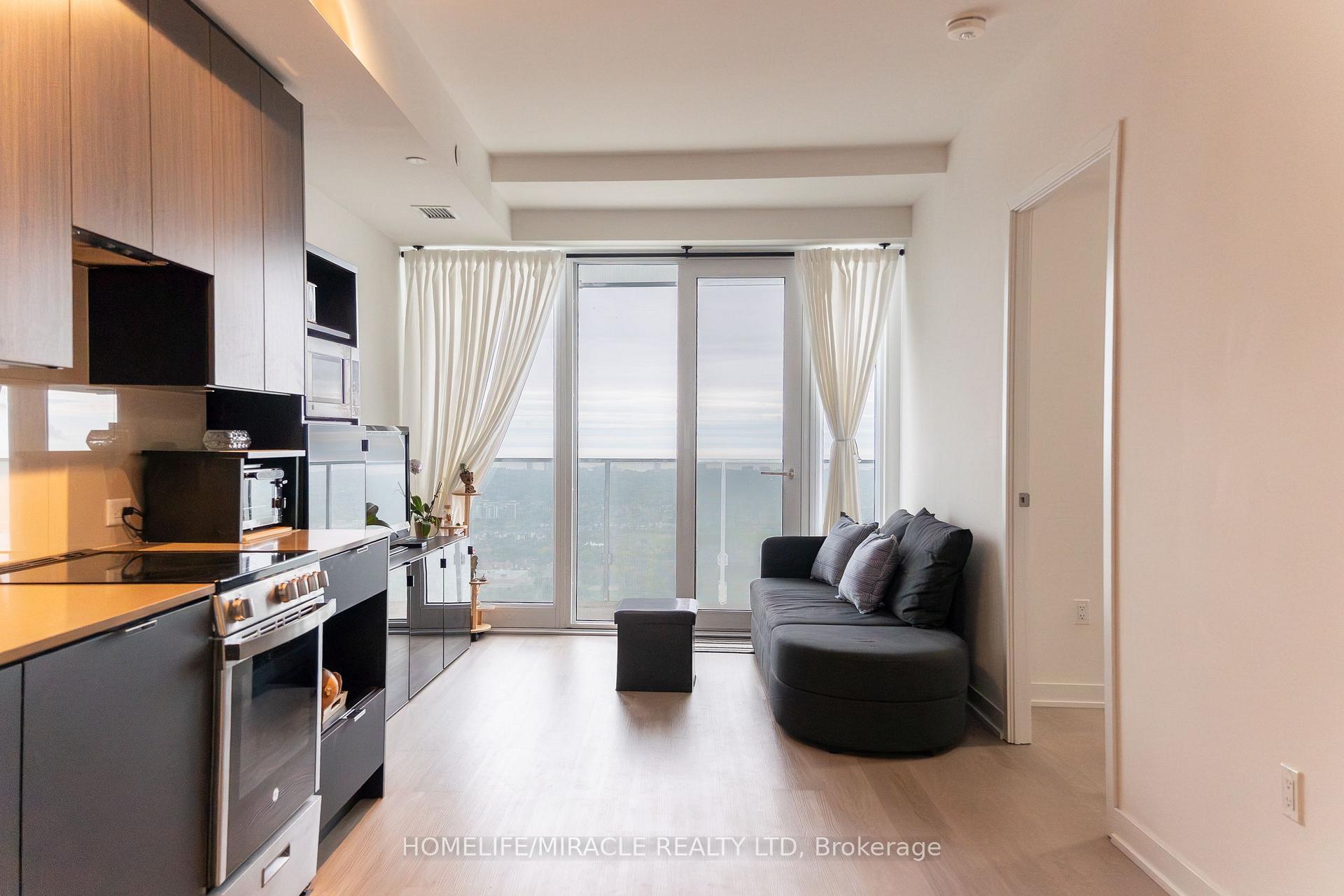 Photo 2 of Unit 4407, 3883 Quartz Road, Mississauga, City Centre — HOMEH
