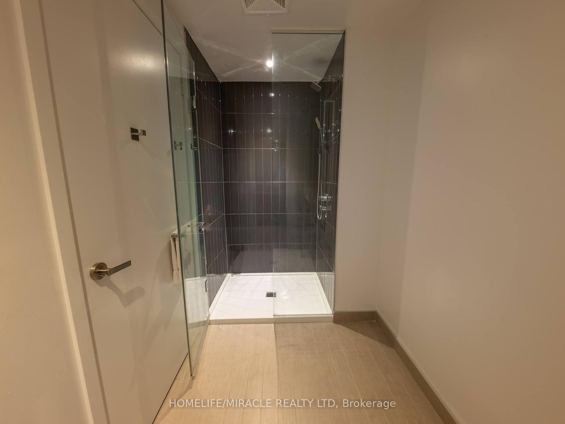 Photo 8 of Unit 4407, 3883 Quartz Road, Mississauga, City Centre — HOMEH