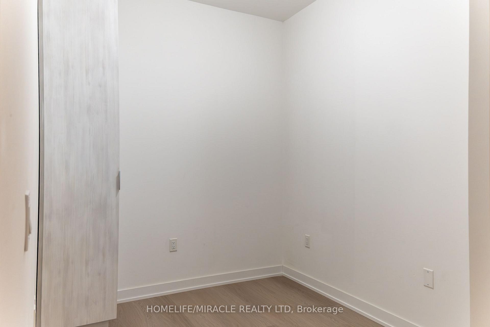 Photo 9 of Unit 4407, 3883 Quartz Road, Mississauga, City Centre — HOMEH