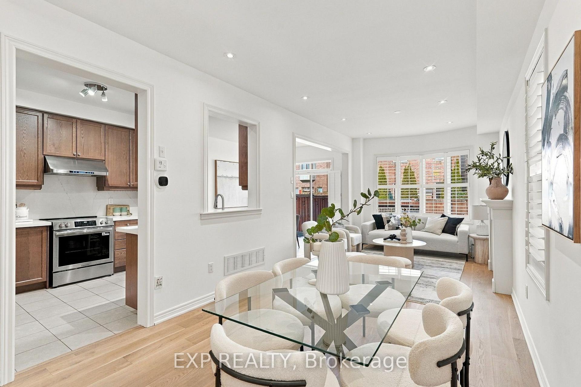 Photo 3 of 262 Wilfred Murison Avenue, Markham, Berczy — HOMEH