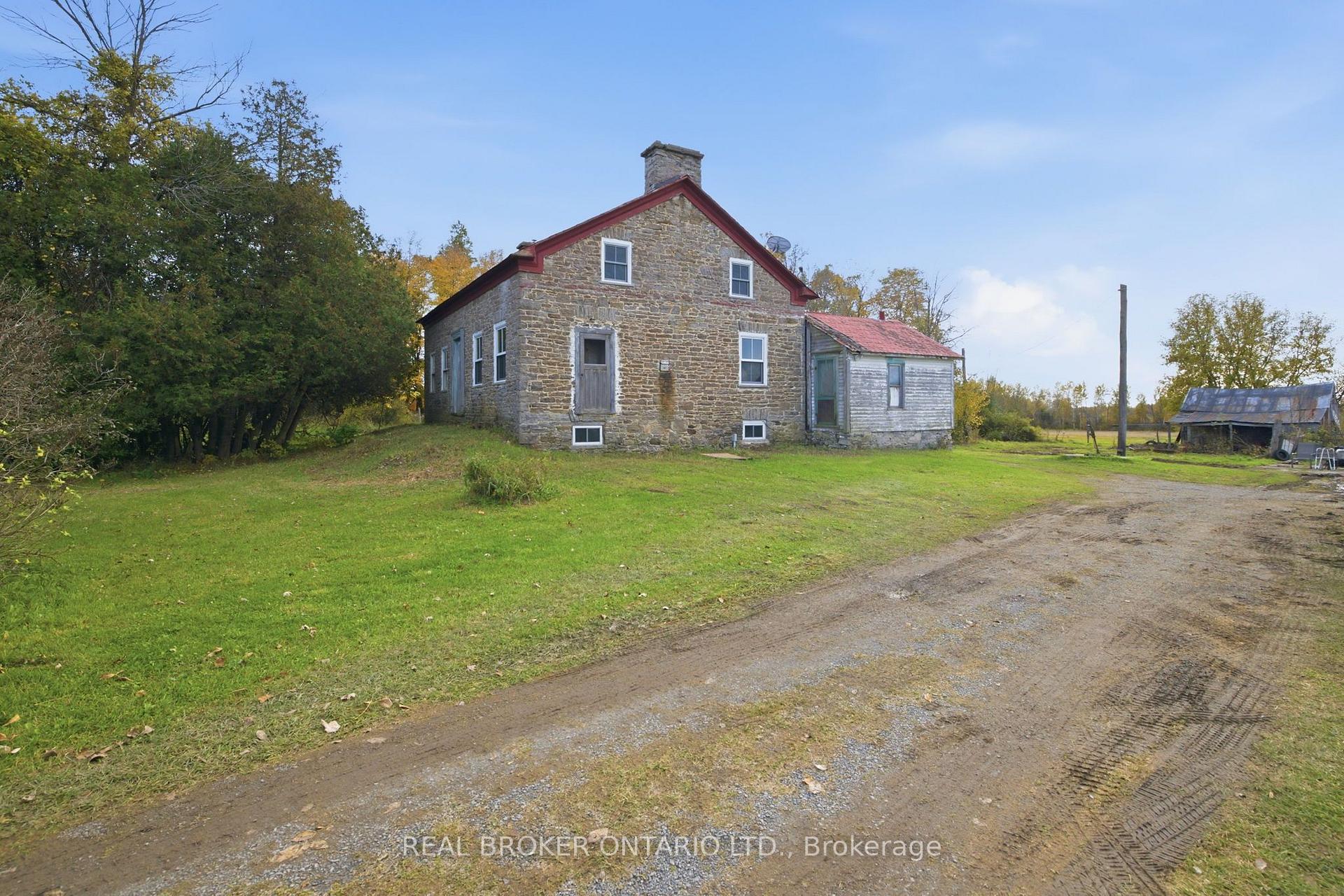 Photo 2 of 540 Townline Road, North Grenville, North Grenville Twp (Kemptville South) — HOMEH