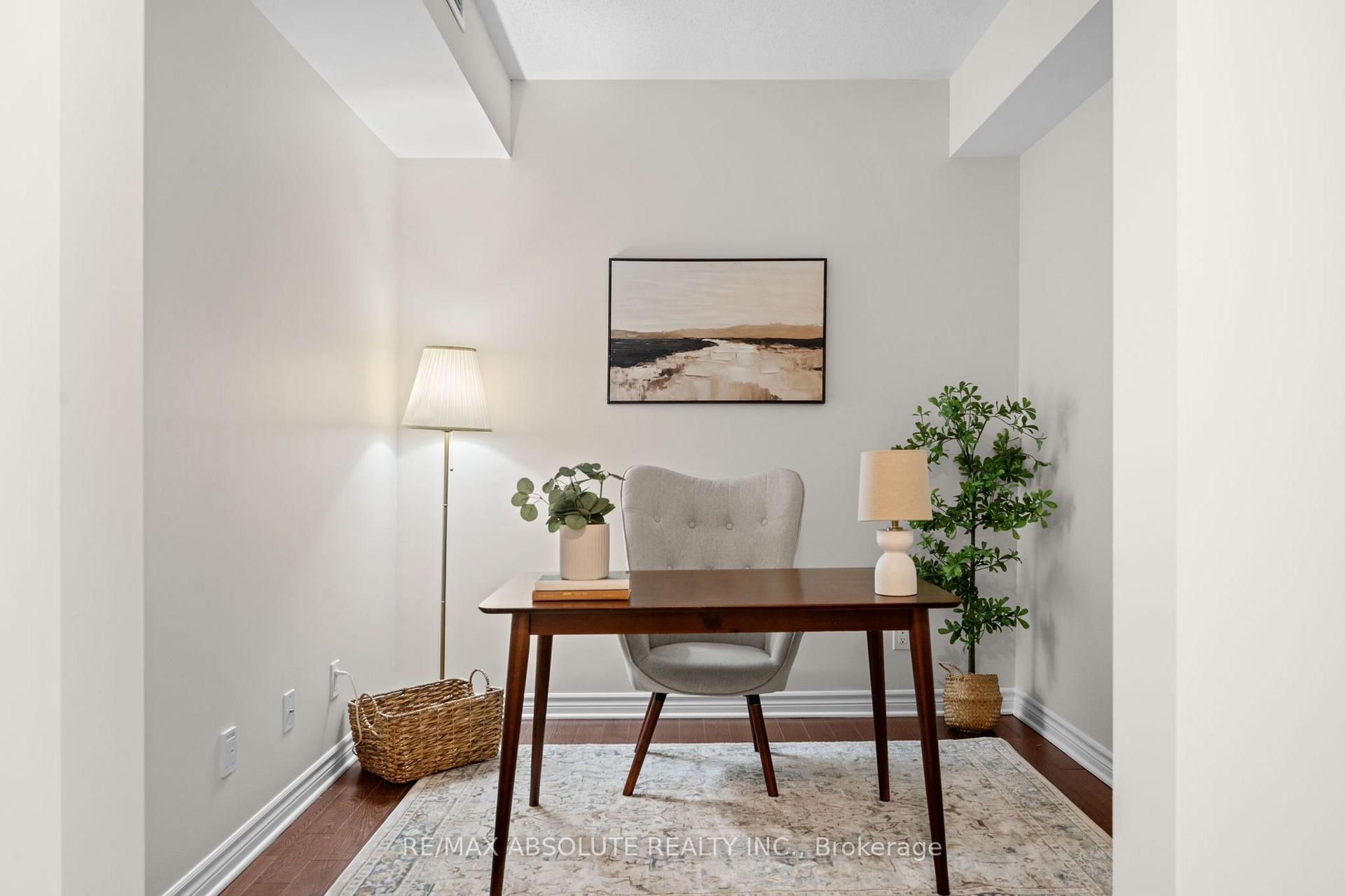 Photo 4 of Unit 203, 210 Janka Private, Ottawa, Kanata - Emerald Meadows/Trailwest — HOMEH
