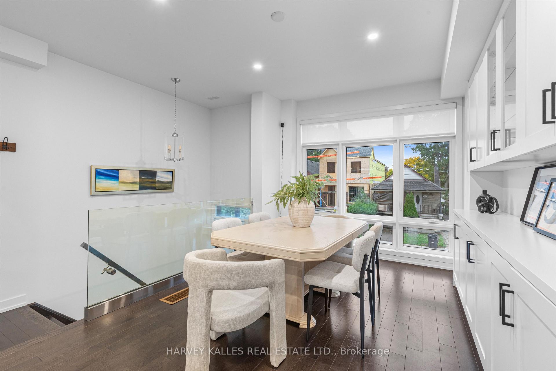 Photo 7 of 609A Harvie Avenue, Toronto, Caledonia-Fairbank — HOMEH