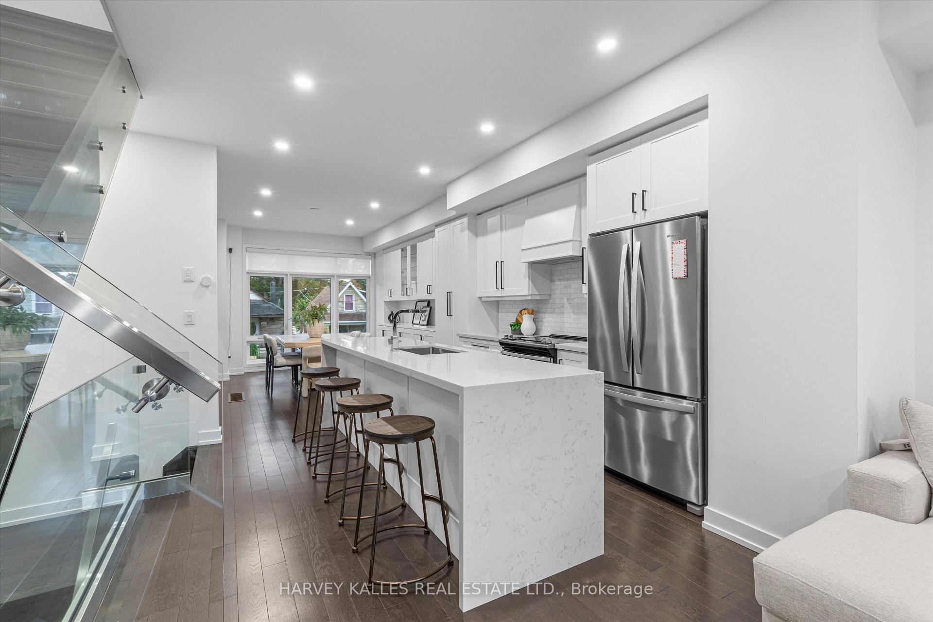 Photo 17 of 609A Harvie Avenue, Toronto, Caledonia-Fairbank — HOMEH