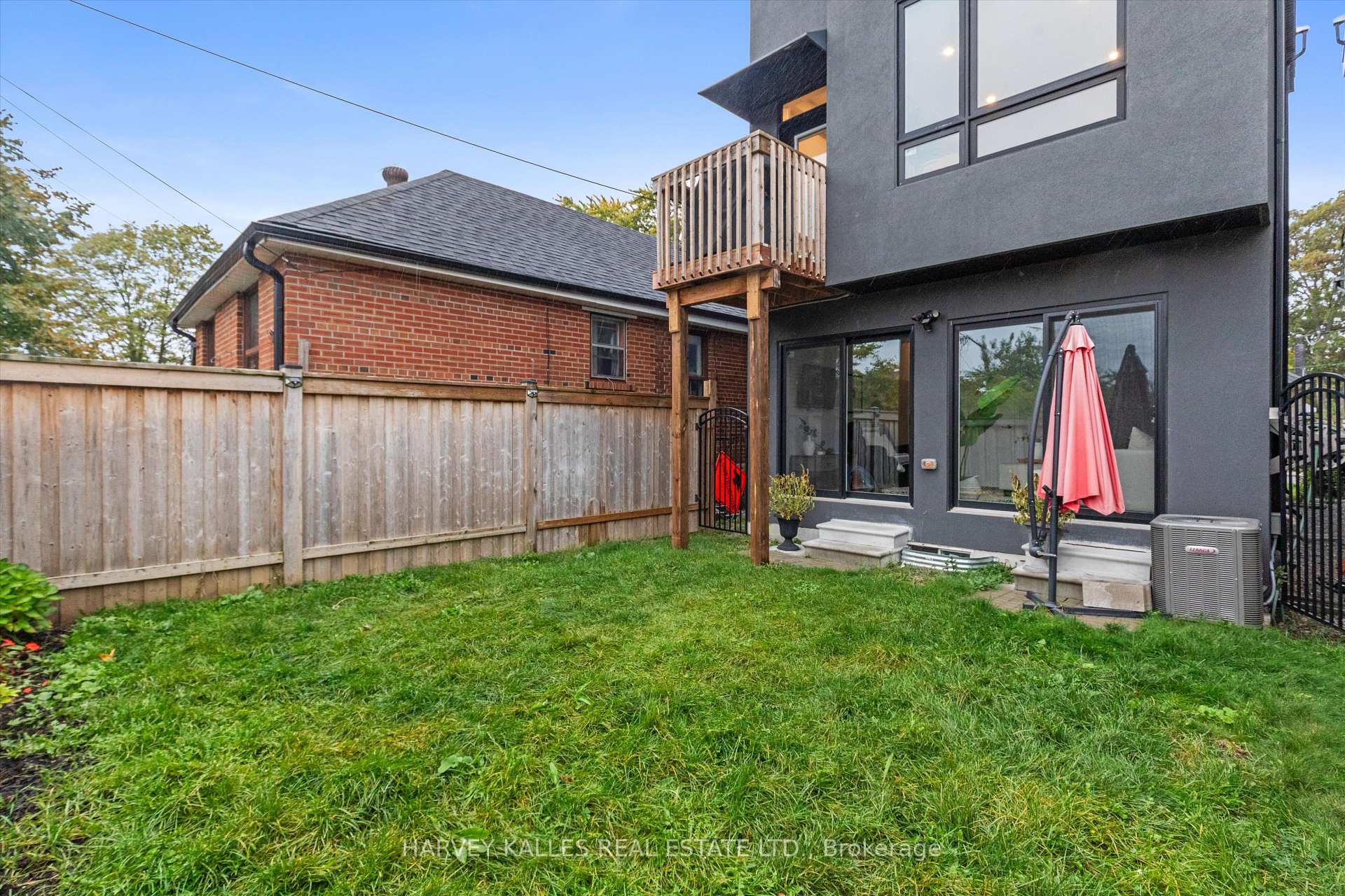 Photo 57 of 609A Harvie Avenue, Toronto, Caledonia-Fairbank — HOMEH