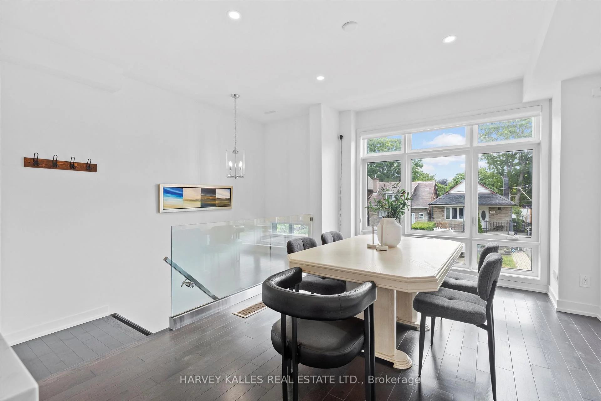 Photo 24 of 609A Harvie Avenue, Toronto, Caledonia-Fairbank — HOMEH