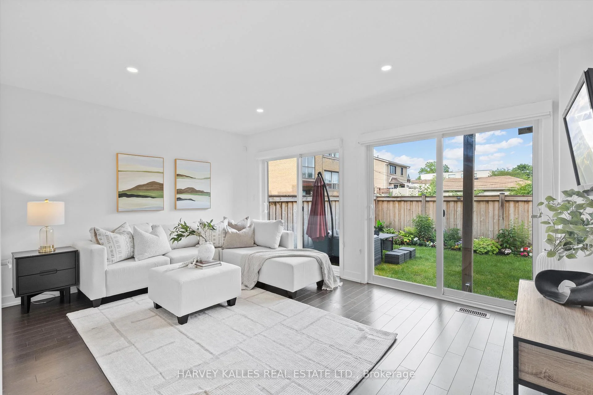 Photo 44 of 609A Harvie Avenue, Toronto, Caledonia-Fairbank — HOMEH