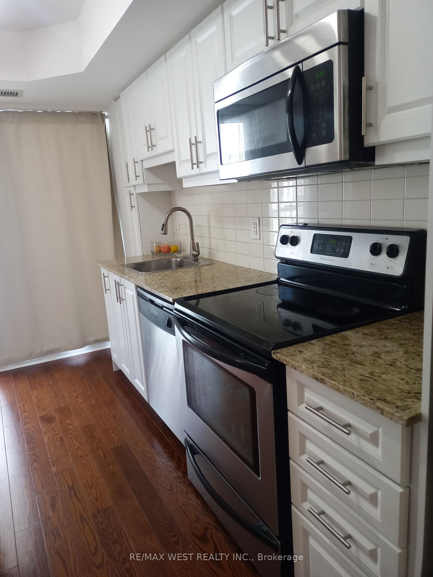 Photo 11 of Unit 522, 27 Rean Drive, North York, Bayview Village — HOMEH