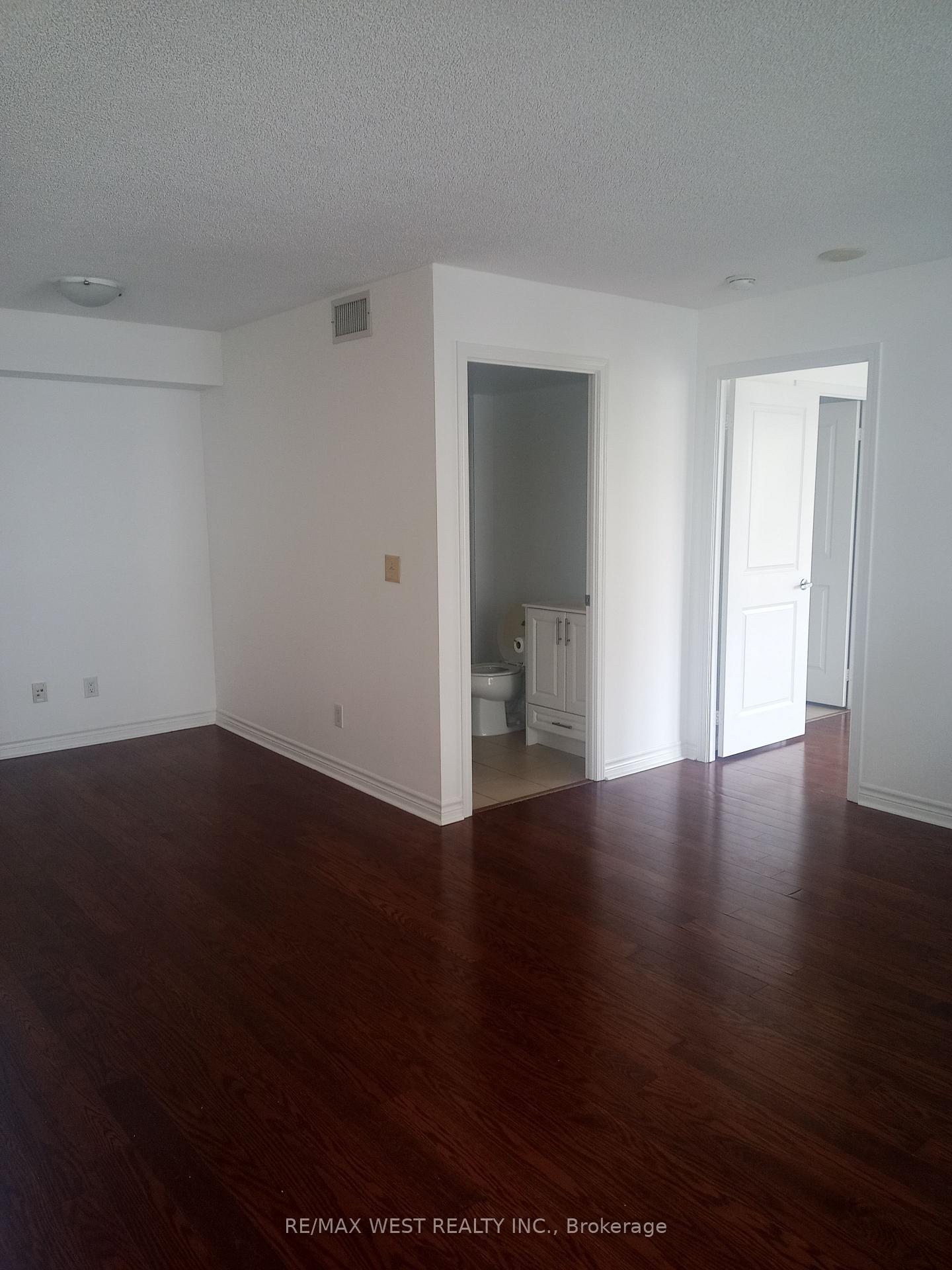 Photo 14 of Unit 522, 27 Rean Drive, North York, Bayview Village — HOMEH