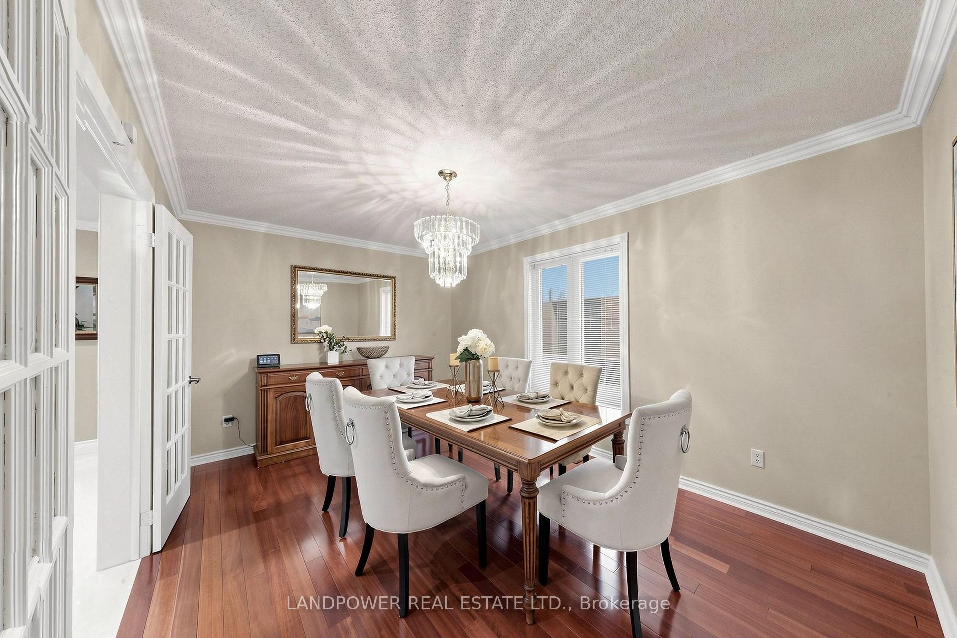 Photo 5 of 2582 Burnford Trail, Mississauga, Erin Mills — HOMEH