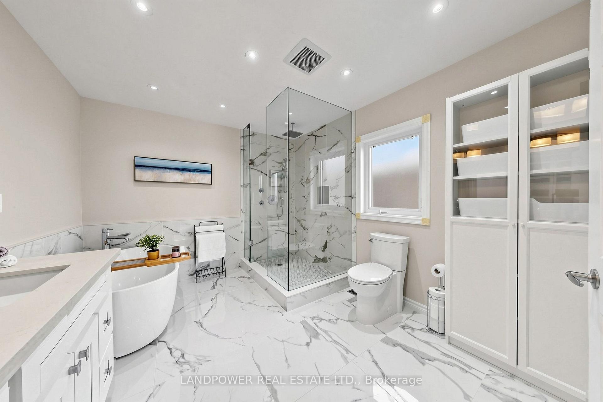 Photo 24 of 2582 Burnford Trail, Mississauga, Erin Mills — HOMEH