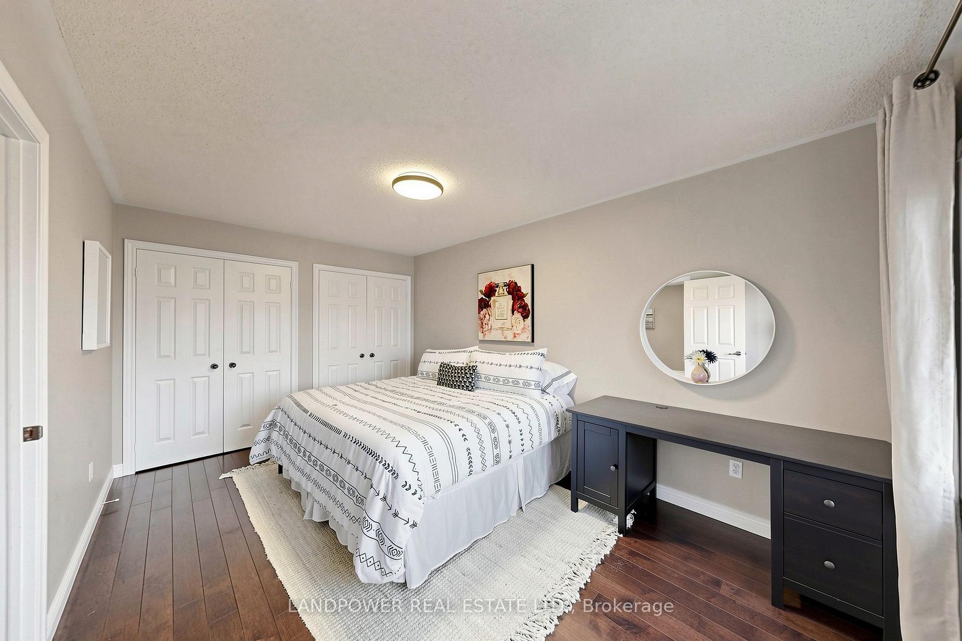 Photo 30 of 2582 Burnford Trail, Mississauga, Erin Mills — HOMEH