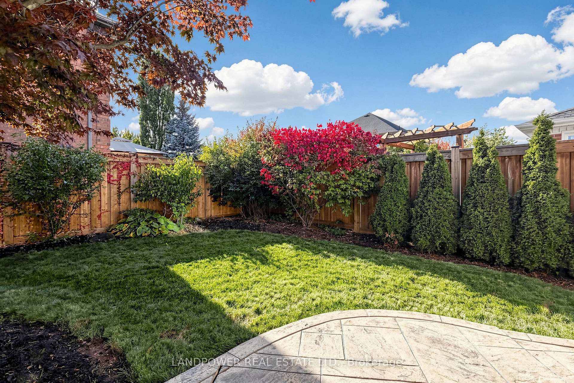 Photo 49 of 2582 Burnford Trail, Mississauga, Erin Mills — HOMEH